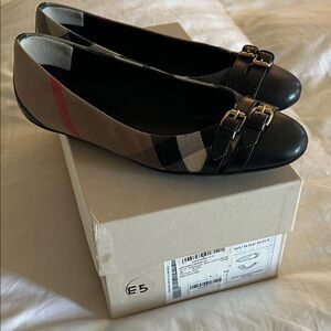 Burberry Black Leather & Beige Plaid Buckle Ballet Flats